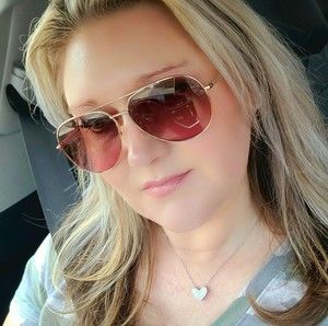 Meet your Posher, Cheryl